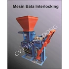 Mesin cetak bata Press Interlocking 1