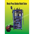 Mesin Cetak Bata Dan Paving Block Model getar 1