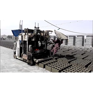 Mesin press batako