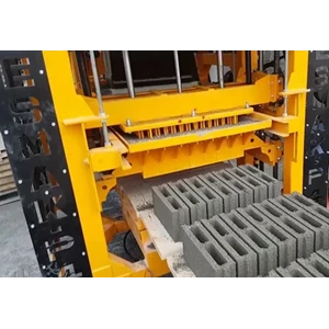 Mesin press batako